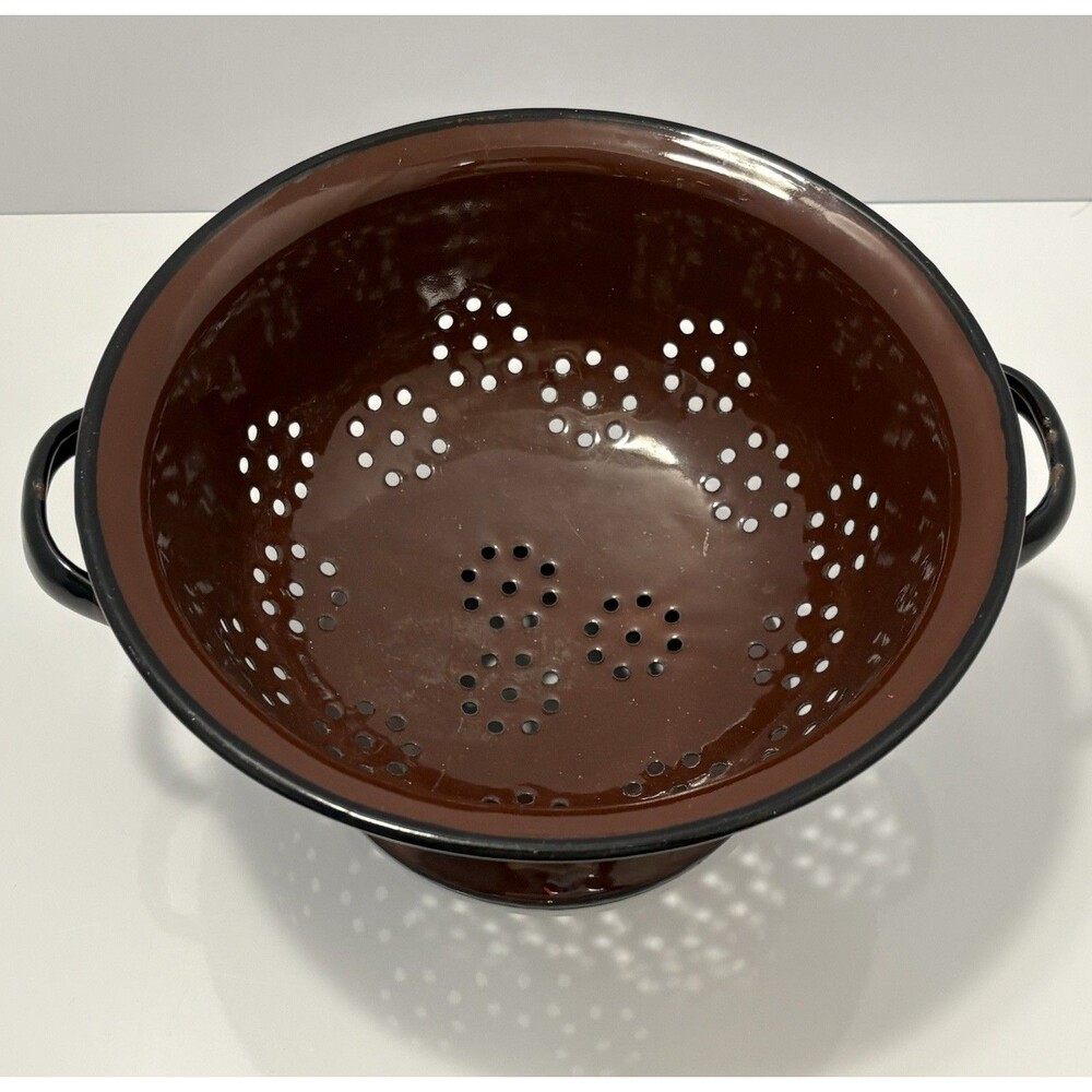 Vintage Brown Enamel Ware Colander Strainer Sieve Eight Inch Country Farmhouse
